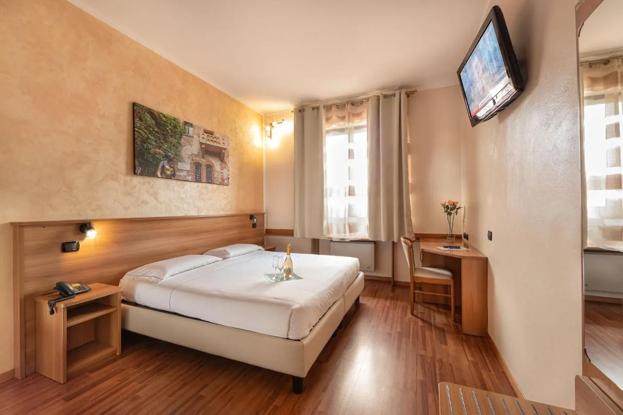 Hotel Postumia Dossobuono