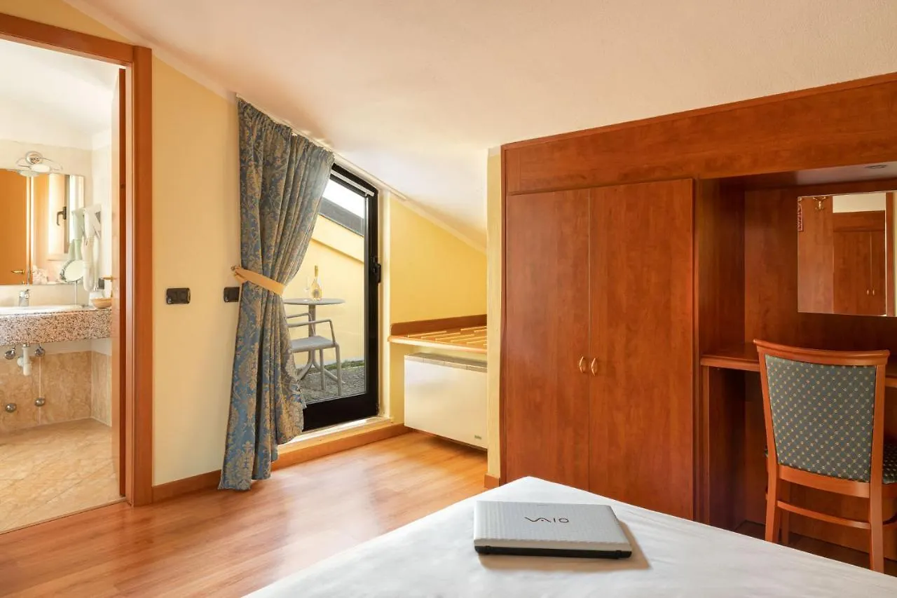 Hotel Postumia Dossobuono