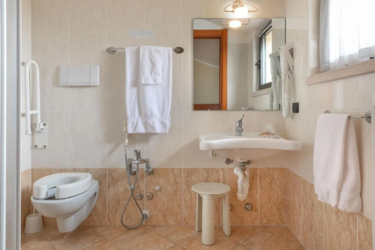 Hotel Postumia Dossobuono 3*,